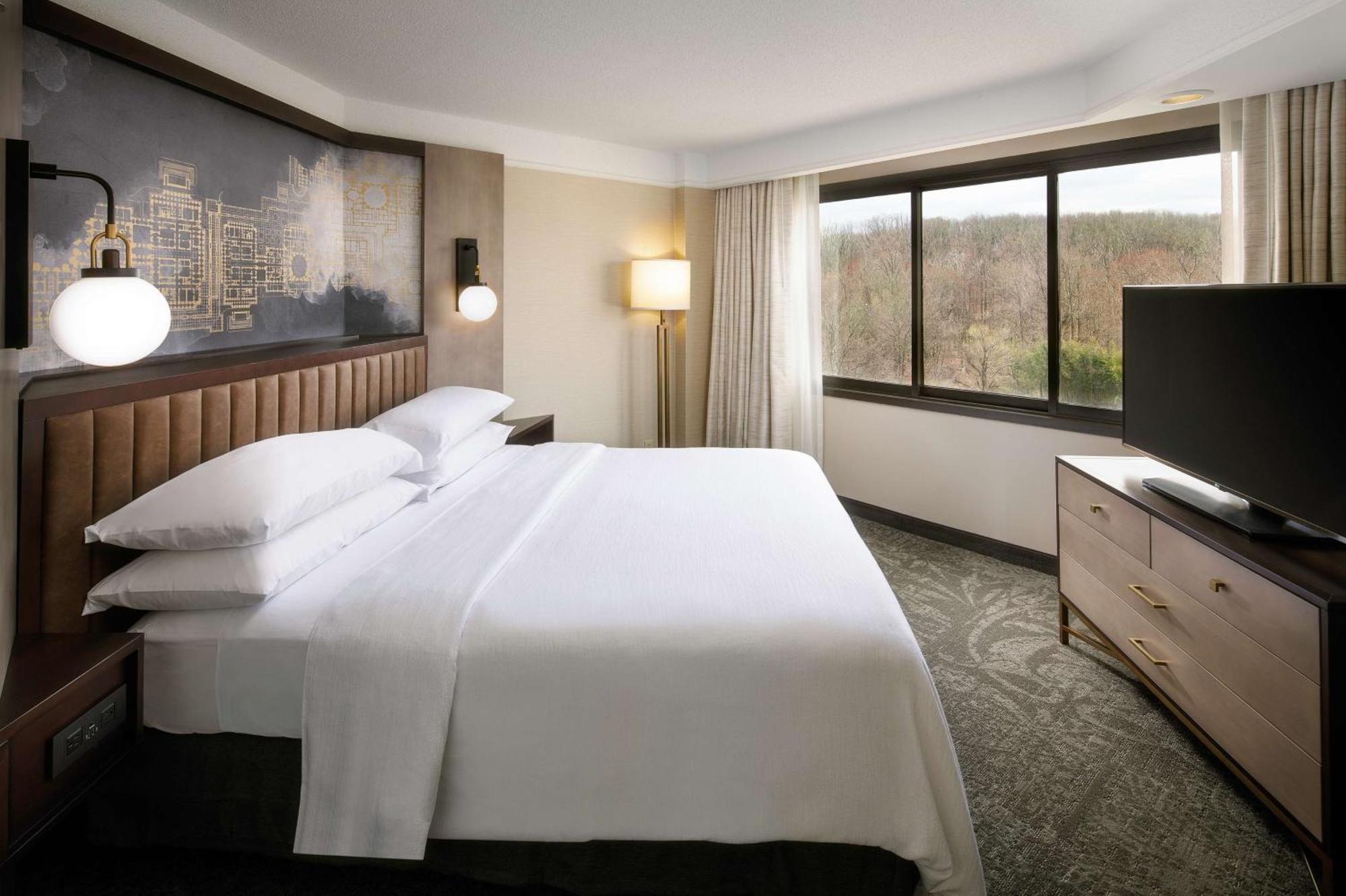 Embassy Suites Tysons Corner Eksteriør billede