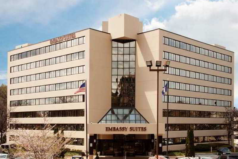 Embassy Suites Tysons Corner Eksteriør billede