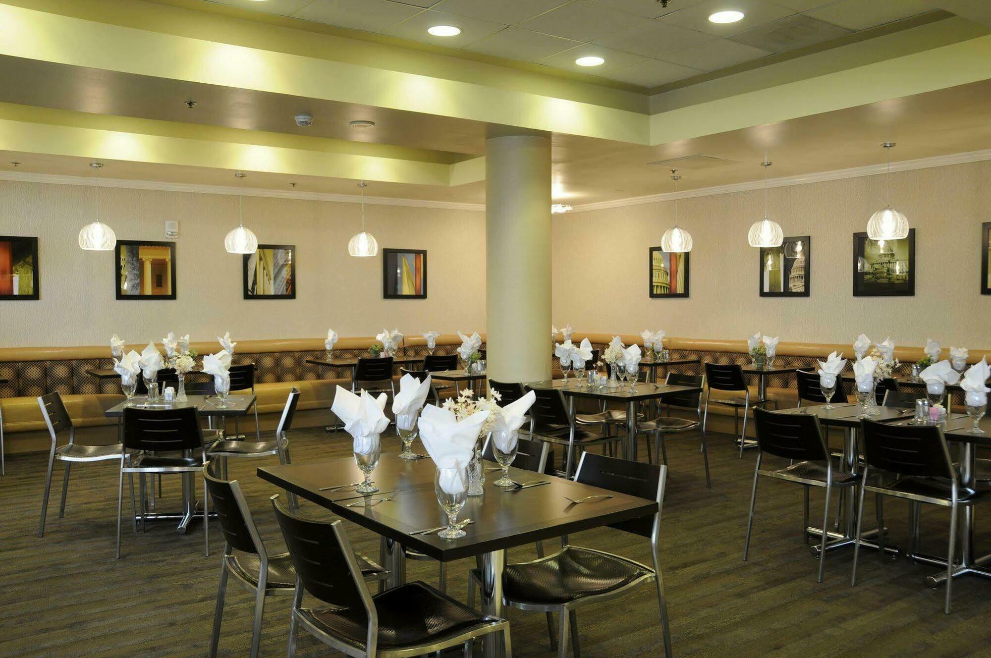 Embassy Suites Tysons Corner Restaurant billede